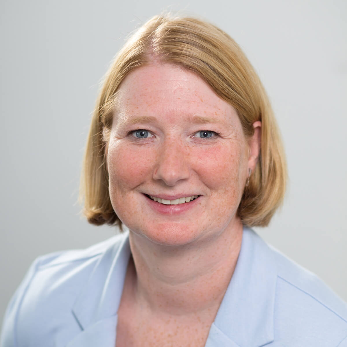 Simone Kettler, Sekretariat