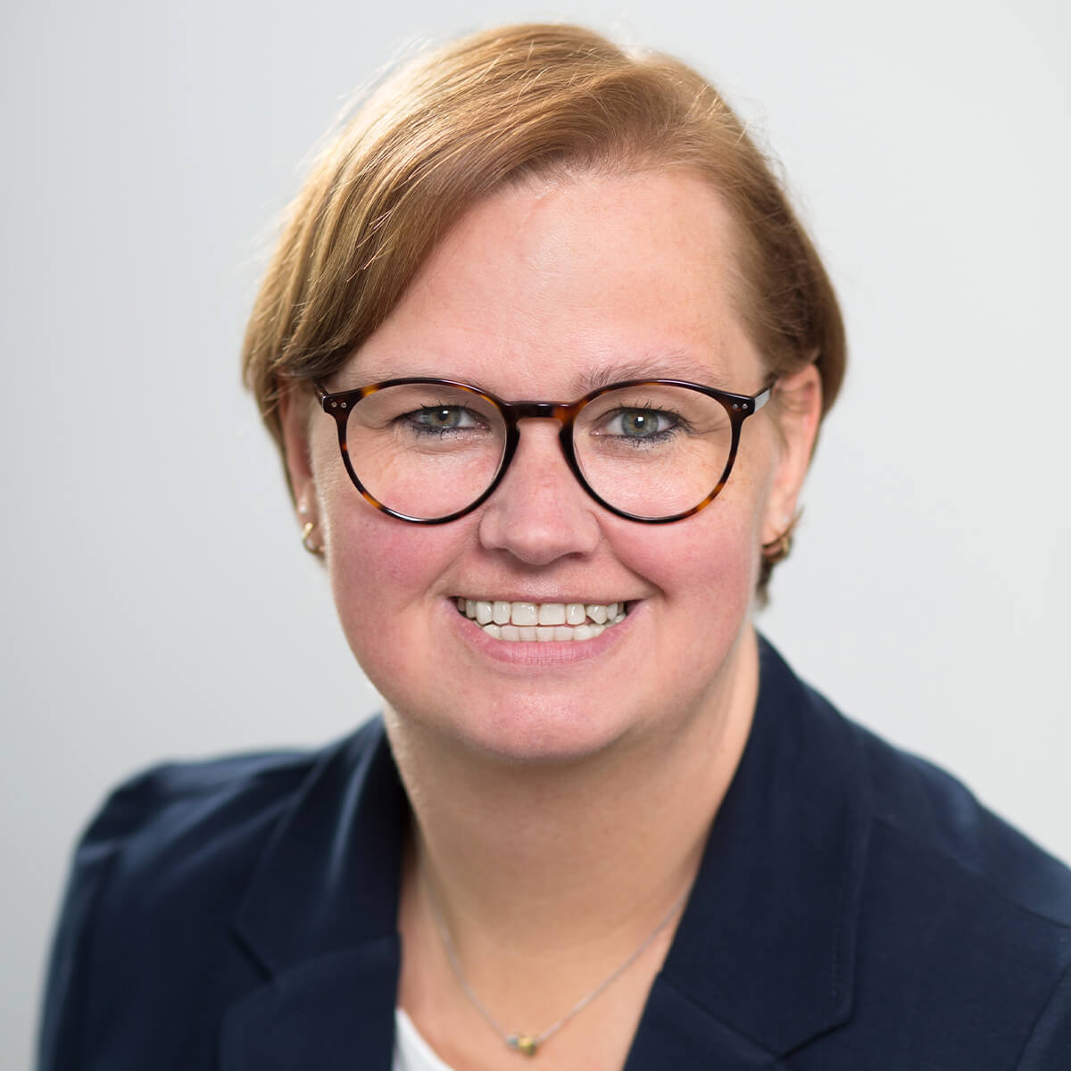 Stephanie Schulte-Sienbeck, Sekretariat
